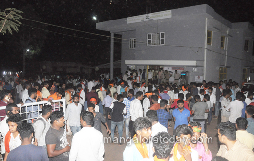 modi rally attendees attacked in Mangalore